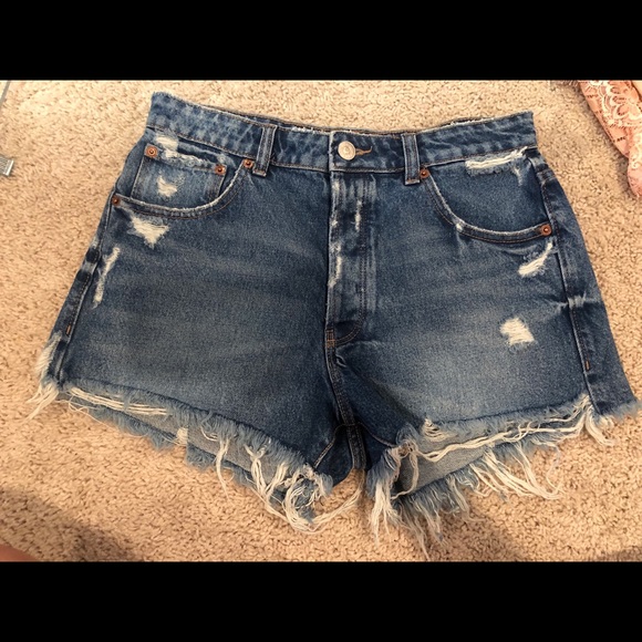womens high waisted distressed shorts